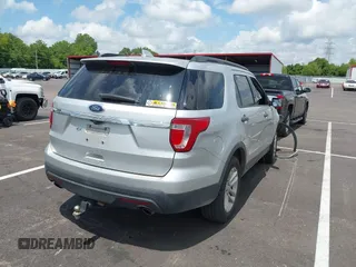 2017 Ford Explorer z VIN 1FM5K7B88HGB27654, wystawiony jako IAAI lot #42702068 z przebiegiem 177 315 mil mil oraz . Historia ofert i sprzedaży dostępna na DreamBid. Obrazek 4.