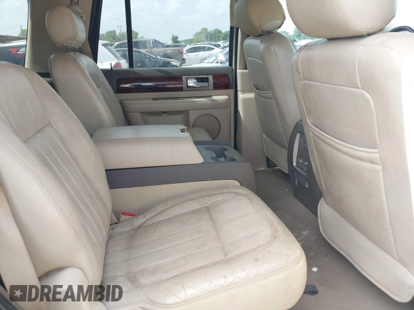 2004 Lincoln Navigator Luxury with VIN 5LMFU27R74LJ35777, listed as a IAAI auction lot 42706528 with 231,014 mi miles and . Bid and sale history available at DreamBid. Image 8.