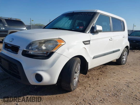 2013 Kia Soul with VIN KNDJT2A52D7760820, listed as a IAAI auction lot 41979704 with 188,265 mi miles. Bid and sale history available at carsss.com. Image 2.