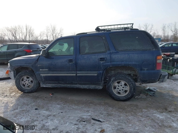2003 Chevrolet Tahoe LT with VIN 1GNEC13Z63R182212, listed as a IAAI auction lot 41399286 with 241,980 mi miles. Bid and sale history available at carsss.com. Image 14.