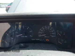 2001 Jeep Cherokee Sport with VIN 1J4FF48SX1L568532, listed as a IAAI auction lot 42738398 with 281,001 mi miles and . Bid and sale history available at DreamBid. Image 7.