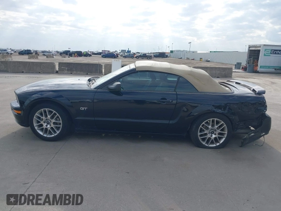 2005 Ford Mustang GT Deluxe with VIN 1ZVFT85H655215033, listed as a IAAI auction lot 41153294 with 71,436 mi miles and . Bid and sale history available at DreamBid. Image 14.