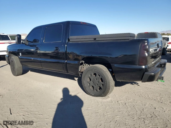 2007 Chevrolet Silverado 1500 Classic LT1 with VIN 2GCEC13ZX71147602, listed as a Copart auction lot 81956564 with 177,590 mi miles and Salvage Title. Bid and sale history available at carsss.com. Image 2.