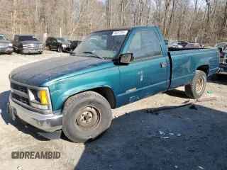 1996 Chevrolet Silverado 1500 with VIN 1GCEC14WXTZ124164, listed as a Copart auction lot 46261565 with 157,141 mi miles and Salvage Title. Bid and sale history available at DreamBid. Image 1.