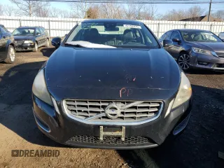 2012 Volvo S60 T6 z VIN YV1902FH0C2106726, wystawiony jako Copart lot #42192975 z przebiegiem 131 418 mil mil oraz Szkoda całkowita • Salvage title. Historia ofert i sprzedaży dostępna na DreamBid. Obrazek 5.
