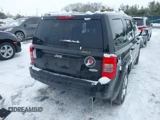 2015 Jeep Patriot High Altitude with VIN 1C4NJPFA8FD413720, listed as a IAAI auction lot 41610171 with 109,944 mi miles and . Bid and sale history available at DreamBid. Image 4.