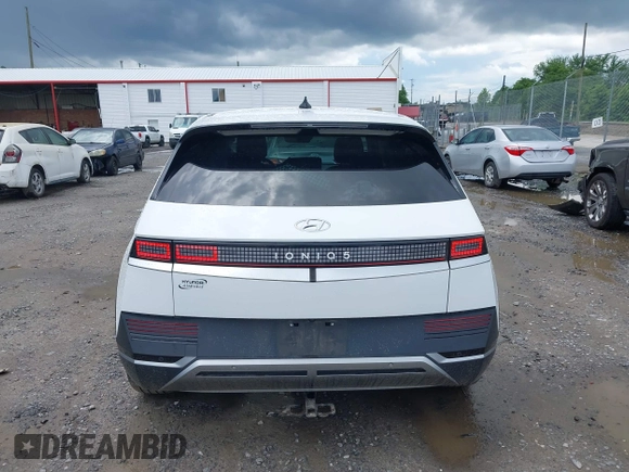 2022 Hyundai Ioniq 5 SEL with VIN KM8KN4AE4NU090938, listed as a IAAI auction lot 42507220 with 15,266 mi miles and . Bid and sale history available at DreamBid. Image 16.