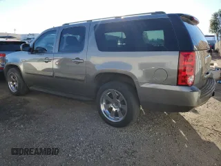 2007 GMC Yukon XL SLT with VIN 1GKFC16007J237921, listed as a Copart auction lot 45982845 with 190,717 mi miles and Clean Title. Bid and sale history available at carsss.com. Image 2.