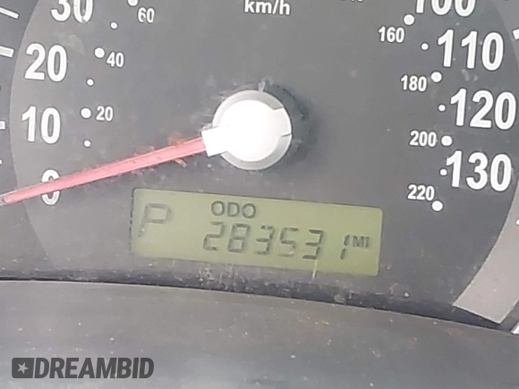 2006 Kia Sedona LX with VIN KNDMB233266102922, listed as a IAAI auction lot 41992959 with 283,531 mi miles. Bid and sale history available at carsss.com. Image 15.