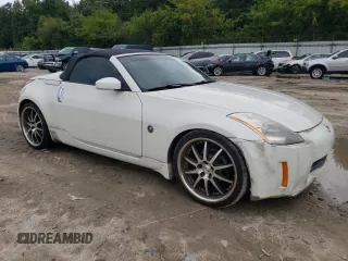 2004 Nissan 350Z Touring with VIN JN1AZ36A74M252387, listed as a Copart auction lot 71635494 with 45,040 mi miles and Salvage Title. Bid and sale history available at carsss.com. Image 4.