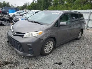 2019 Toyota Sienna LE Auto Access Seat with VIN 5TDKZ3DC9KS969350, listed as a Copart auction lot 63561155 with 435,266 mi miles and Clean title. Bid and sale history available at DreamBid. Image 1.