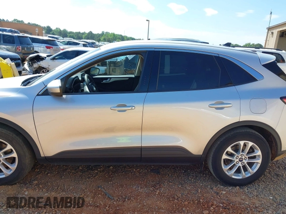 2020 Ford Escape SE with VIN 1FMCU0G6XLUC54979, listed as a IAAI auction lot 42223043 with 52,770 mi miles and . Bid and sale history available at DreamBid. Image 14.