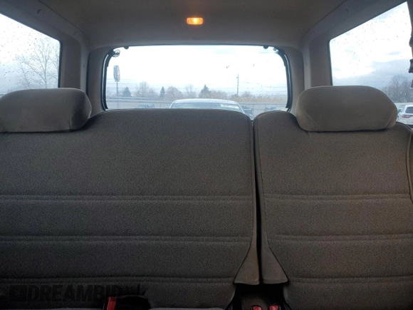 1998 Ford Explorer XL z VIN 1FMZU34X8WZB89467, wystawiony jako Copart lot #49973325 z przebiegiem 168 026 mil mil oraz Czysty tytuł • Clean title. Historia ofert i sprzedaży dostępna na DreamBid. Obrazek 10.