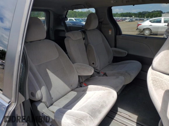 2017 Toyota Sienna LE Auto Access Seat with VIN 5TDKZ3DC5HS782583, listed as a Copart auction lot 60624395 with 171,311 mi miles and Salvage title. Bid and sale history available at DreamBid. Image 11.