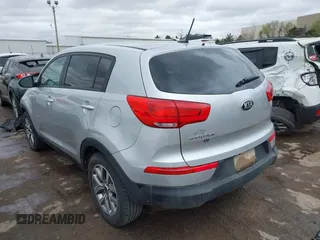 2015 Kia Sportage LX with VIN KNDPB3ACXF7727178, listed as a IAAI auction lot 41833374 with 189,297 mi miles and . Bid and sale history available at carsss.com. Image 3.