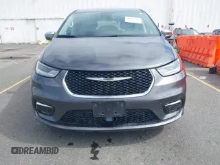 2022 Chrysler Pacifica Hybrid Limited with VIN 2C4RC1S72NR123083, listed as a IAAI auction lot 42623725 with 36,789 mi miles and . Bid and sale history available at DreamBid. Image 6.