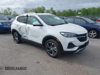 2021 Buick Encore GX Select с VIN KL4MMESL4MB172854, выставлен на аукционе IAAI как лот 42246117 с пробегом 104 445 миль миль и . История ставок и продаж доступна на DreamBid. Изображение 1.
