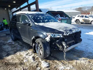 2012 Audi Q7 3.0T Premium Plus with VIN WA1LGAFE6CD009584, listed as a IAAI auction lot 41365124 with 97,827 mi miles. Bid and sale history available at carsss.com. Image 1.