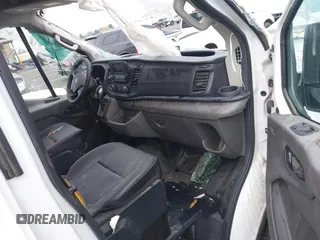 2022 Ford Transit Cargo с VIN 1FTYE1C83NKA50558, выставлен на аукционе IAAI как лот 39398110 с пробегом 16 096 миль миль и . История ставок и продаж доступна на DreamBid. Изображение 5.