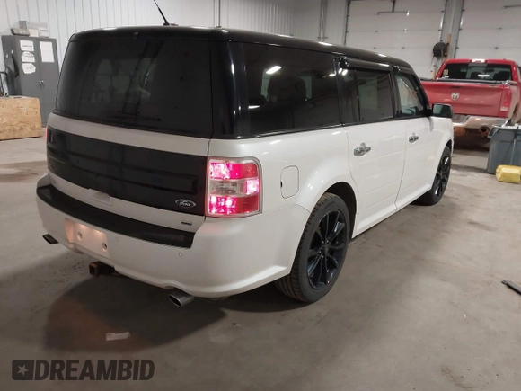 2016 Ford Flex SEL with VIN 2FMHK6C83GBA14304, listed as a IAAI auction lot 41851515 with 105,378 mi miles. Bid and sale history available at carsss.com. Image 4.