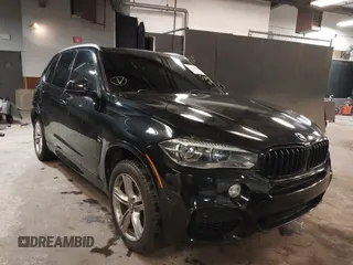2017 BMW X5 xDrive50i z VIN 5UXKR6C36H0U13168, wystawiony jako IAAI lot #38403953 z przebiegiem Nie podano mil oraz . Historia ofert i sprzedaży dostępna na DreamBid. Obrazek 1.
