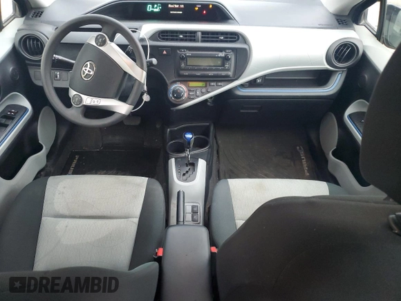 2012 Toyota Prius One z VIN JTDKDTB34C1513711, wystawiony jako Copart lot #59715445 z przebiegiem 142 431 mil mil oraz Czysty tytuł • Clean title. Historia ofert i sprzedaży dostępna na DreamBid. Obrazek 8.
