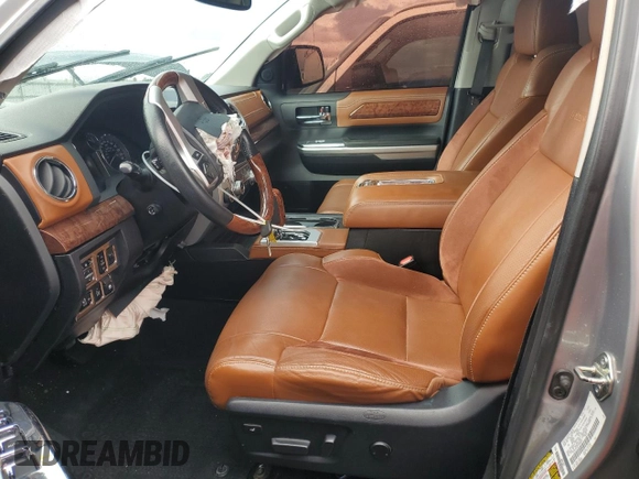 2015 Toyota Tundra Platinum z VIN 5TFAY5F16FX452447, wystawiony jako Copart lot #47127075 z przebiegiem 98 321 mil mil oraz Szkoda całkowita • Salvage title. Historia ofert i sprzedaży dostępna na DreamBid. Obrazek 7.