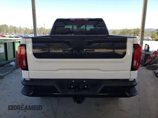 2025 GMC Sierra 1500 with VIN 3GTUUFE86SG134730, listed as a Copart auction lot 46269695 with 2,282 mi miles and Salvage Title. Bid and sale history available at DreamBid. Image 6.