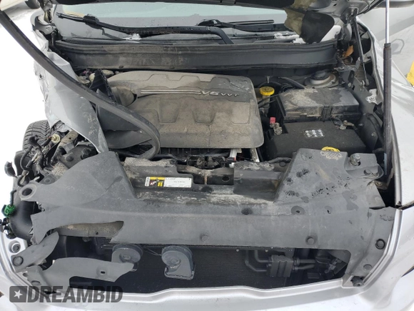 2015 Jeep Cherokee Latitude with VIN 1C4PJLCS1FW573327, listed as a Copart auction lot 43335995 with Not Provided miles and Salvage Title. Bid and sale history available at carsss.com. Image 12.
