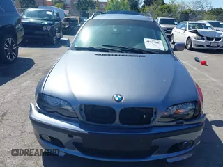 2003 BMW 3 Series 325i with VIN WBAEN33443PC11690, listed as a IAAI auction lot 41939082 with 159,123 mi miles. Bid and sale history available at carsss.com. Image 12.