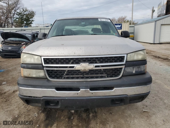 2007 Chevrolet Silverado 1500 Work Truck with VIN 1GCEC19X47Z195819, listed as a Copart auction lot 82771234 with 213,950 mi miles and Salvage Title. Bid and sale history available at carsss.com. Image 5.