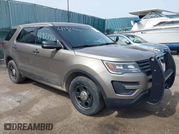 2017 Ford Police Interceptor Utility with VIN 1FM5K8AR5HGA44070, listed as a IAAI auction lot 41923462 with 146,676 mi miles and . Bid and sale history available at DreamBid. Image 1.