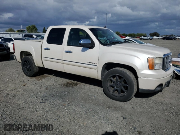 2010 GMC Sierra 1500 Denali z VIN 3GTRKXE20AG280035, wystawiony jako Copart lot #51327485 z przebiegiem 290 600 mil mil oraz Szkoda całkowita • Salvage title. Historia ofert i sprzedaży dostępna na DreamBid. Obrazek 4.