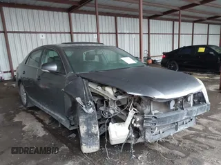 2012 Toyota Avalon z VIN 4T1BK3DB2CU452556, wystawiony jako IAAI lot #42148294 z przebiegiem 193 622 mil mil oraz . Historia ofert i sprzedaży dostępna na DreamBid. Obrazek 1.