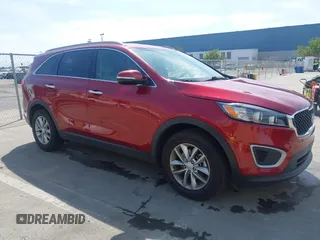 2017 Kia Sorento LX V6 with VIN 5XYPG4A57HG311913, listed as a IAAI auction lot 41764716 with 78,224 mi miles. Bid and sale history available at carsss.com. Image 1.