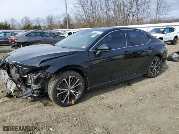 2020 Toyota Camry SE with VIN 4T1G11AK2LU501241, listed as a Copart auction lot 48481725 with 80,006 mi miles and Salvage Title. Bid and sale history available at carsss.com. Image 1.