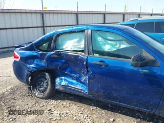 2009 Ford Focus SE with VIN 1FAHP35N59W257031, listed as a IAAI auction lot 41887905 with 192,591 mi miles. Bid and sale history available at carsss.com. Image 6.