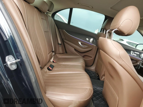 2017 Mercedes-Benz E 300 Luxury with VIN WDDZF4KB4HA185743, listed as a Copart auction lot 60297705 with 96,774 mi miles and Clean title. Bid and sale history available at DreamBid. Image 10.
