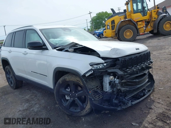 2023 Jeep Grand Cherokee Limited with VIN 1C4RJHBG5PC643014, listed as a IAAI auction lot 42352689 with 17,039 mi miles and . Bid and sale history available at DreamBid. Image 1.