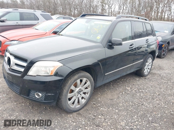 2012 Mercedes-Benz GLK GLK 350 with VIN WDCGG8HB1CF803684, listed as a IAAI auction lot 41266724 with Not Provided miles. Bid and sale history available at carsss.com. Image 2.