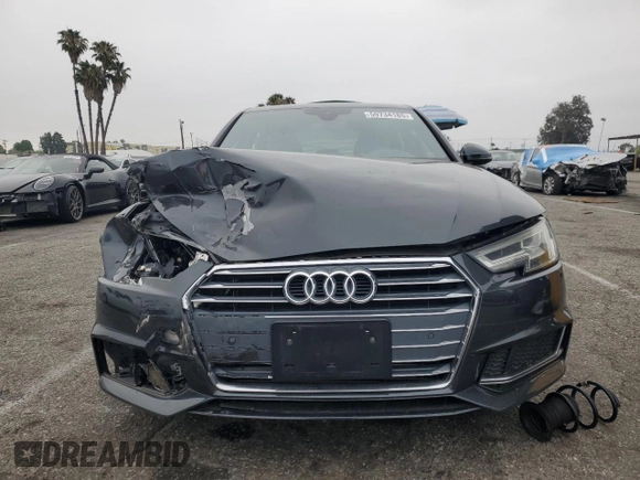 2019 Audi A4 Premium Plus z VIN WAUHMAF49KA010060, wystawiony jako Copart lot #59734185 z przebiegiem 44 891 mil mil oraz Szkoda całkowita • Salvage title. Historia ofert i sprzedaży dostępna na DreamBid. Obrazek 5.