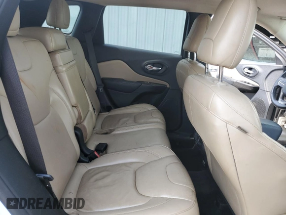 2017 Jeep Cherokee Limited with VIN 1C4PJLDB1HW517907, listed as a Copart auction lot 62121185 with 219,757 mi miles and Salvage title. Bid and sale history available at DreamBid. Image 11.
