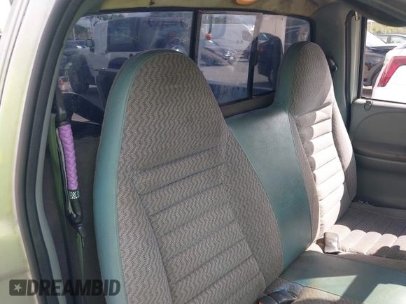 1997 Dodge Dakota with VIN 1B7FL26X7VS252440, listed as a IAAI auction lot 41572286 with Not Provided miles and . Bid and sale history available at carsss.com. Image 8.