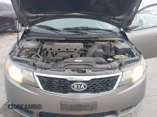 2012 Kia Forte EX with VIN KNAFU4A29C5592525, listed as a IAAI auction lot 41918436 with 190,213 mi miles. Bid and sale history available at carsss.com. Image 10.
