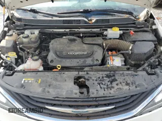 2018 Chrysler Pacifica Hybrid Limited с VIN 2C4RC1N72JR178333, выставлен на аукционе Copart как лот 56716335 с пробегом 134 237 миль миль и Списание • Salvage title. История ставок и продаж доступна на DreamBid. Изображение 12.