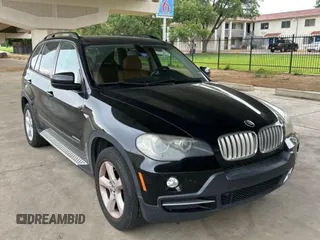 2009 BMW X5 35d z VIN 5UXFF03569LJ96648, wystawiony jako Copart lot #56781555 z przebiegiem 171 787 mil mil oraz Czysty tytuł • Clean title. Historia ofert i sprzedaży dostępna na DreamBid. Obrazek 1.