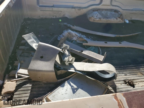 1993 Toyota T100 z VIN JT4VD20C5P0005978, wystawiony jako Copart lot #80282574 z przebiegiem Nie podano mil oraz Szkoda całkowita • Salvage title. Historia ofert i sprzedaży dostępna na DreamBid. Obrazek 10.