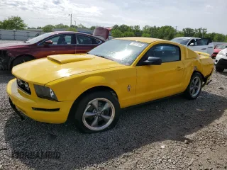 2006 Ford Mustang Standard z VIN 1ZVFT80N365148423, wystawiony jako Copart lot #56187025 z przebiegiem 121 514 mil mil oraz Nie do naprawy • Non repairable. Historia ofert i sprzedaży dostępna na DreamBid. Obrazek 1.