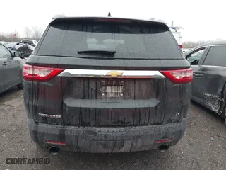 2018 Chevrolet Traverse LT Leather with VIN 1GNERHKW5JJ188108, listed as a IAAI auction lot 40993338 with 108,816 mi miles. Bid and sale history available at carsss.com. Image 17.