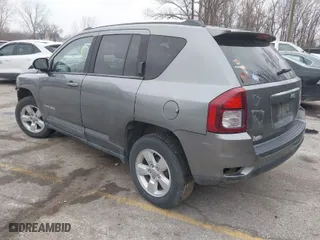 2014 Jeep Compass Sport with VIN 1C4NJCBA6ED551995, listed as a IAAI auction lot 41539536 with 185,130 mi miles. Bid and sale history available at carsss.com. Image 3.